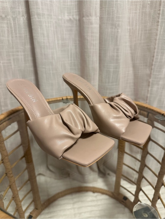 SHEIN Shoes - SHEIN Nude Ruched Square- Toe Kitten Heels